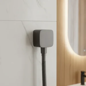 Hansgrohe FixFit zidni priključak za tuš crevo sa nepovratnim ventilom – brušeni crni hrom (26457340)